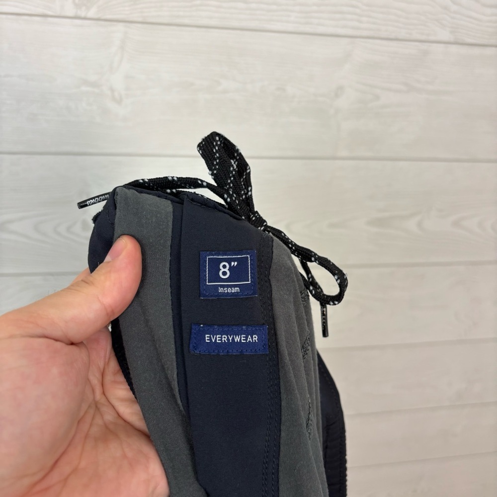 Chubbies Everywhere Black Performance Shorts Size… - image 8